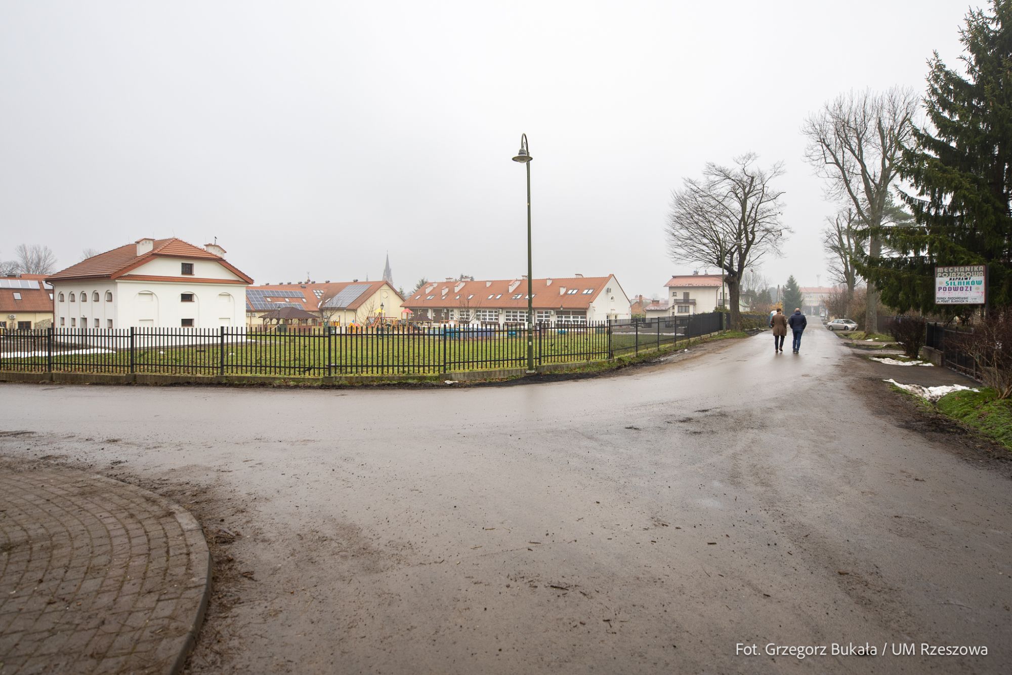 zdjęcie chodnika przy ul. Powstańców Śląskich, fot. Grzegorz Bukała, Urząd Miasta Rzeszowa